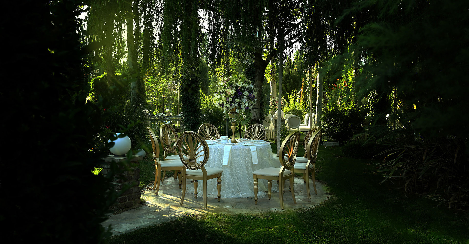 Adam & eve outdoor design